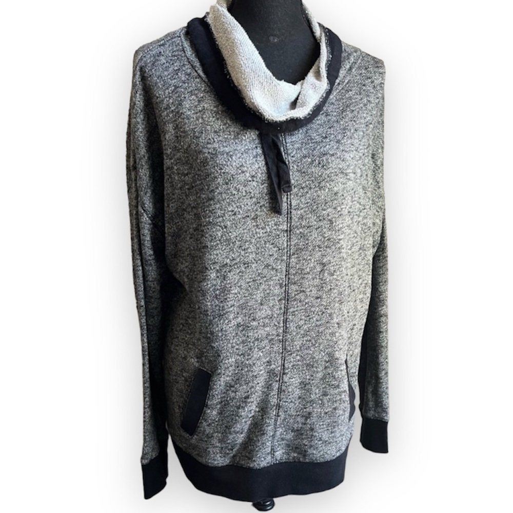 Xersion gray black cowl neck pullover pouch pocket sweatshirt